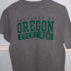 OREGON DUCKS UNIVERSITY/ COLLEGE TEE!
